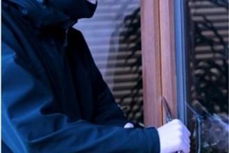 ΚΛΟΠΗ “ΜΑΜΟΥΘ” ΜΕ ΛΕΙΑ 150.000€ ΚΑΙ ΚΟΣΜΗΜΑΤΑ ΑΠΟ ΒΙΛΑ ΕΠΙΧΕΙΡΗΜΑΤΙΑ