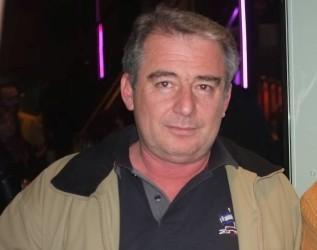 Ή ΑΛΛΑΖΟΥΜΕ ‘Η ΒΟΥΛΙΑΖΟΥΜΕ… ‘Η ΚΑΝΟΥΜΕ ΠΩΣ ΔΕ ΒΛΕΠΟΥΜΕ !