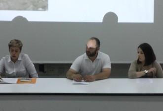 ΠΑΡΟΥΣΙΑΣΤΗΚΕ ΤΟ ΒΙΒΛΙΟ ΓΙΑ ΤΟ ΥΓΕΙΟΝΟΜΙΚΟ ΤΟΥ ΔΗΜΟΚΡΑΤΙΚΟΥ ΣΤΡΑΤΟΥ