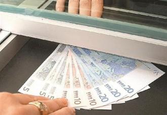 ΥΠΟΙΚ: ΔΕΝ ΘΑ ΜΠΕΙ ΦΟΡΟΣ ΣΕ ΚΑΤΑΘΕΣΕΙΣ
