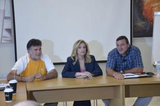 Φ. ΓΕΝΝΗΜΑΤΑ: ΤΟ GREXIT ΕΙΝΑΙ ΣΤΗΝ ΑΥΛΗ ΜΑΣ
