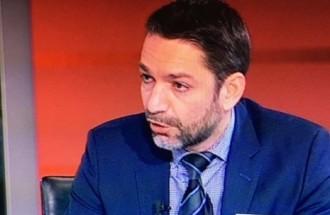 Β. ΜΠΕΣΚΕΝΗΣ: ΔΕΙΤΕ ΑΠΟ ΠΟΥ ΤΑ ΕΠΑΙΡΝΕ Ο “ΑΝΕΞΑΡΤΗΤΟΣ” ΔΙΑΜΟΡΦΩΤΗΣ ΤΗΣ ΚΟΙΝΗΣ ΓΝΩΜΗΣ
