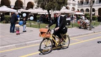 ΜΠΟΥΤΑΡΗΣ: ΕΙΜΑΙ ΜΟΝΤΕΛΑΚΙ!
