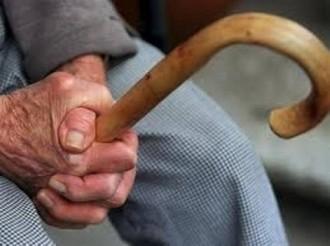 ΚΑΤΩΤΑΤΗ ΣΥΝΤΑΞΗ 260 ΕΥΡΩ ΘΑ ΔΟΘΕΙ ΣΕ 30.000 ΑΝΑΣΦΑΛΙΣΤΟΥΣ ΥΠΕΡΗΛΙΚΕΣ
