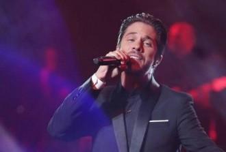 ΠΑΡΤΙ ΠΛΑΣΤΩΝ ΑΠΟΔΕΙΞΕΩΝ ΣΤΟ ΚΕΝΤΡΟ ΠΟΥ ΤΡΑΓΟΥΔΟΥΣΕ Ο  Ν. ΟΙΚΟΝΟΜΟΠΟΥΛΟΣ