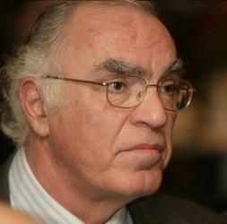 ΣΤΗ ΜΕΘ ΤΟΥ ΕΥΑΓΓΕΛΙΣΜΟΥ ΜΕ ΚΟΡΩΝΟΪΟ Ο Β. ΛΕΒΕΝΤΗΣ