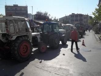 ΣΥΣΚΕΨΗ ΜΕ ΤΟ ΒΛΕΜΜΑ ΣΕ ΝΕΟΥΣ ΑΓΩΝΕΣ ΣΥΓΚΑΛΕΙ Ο ΑΓΡΟΤΙΚΟΣ ΣΥΛΛΟΓΟΣ ΤΥΡΝΑΒΟΥ