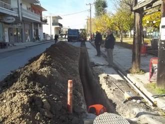 ΑΓΩΓΟ ΟΜΒΡΙΩΝ ΚΑΤΑΣΚΕΥΑΖΕΙ Η ΔΕΥΑΤ ΣΤΟΝ ΑΜΠΕΛΩΝΑ