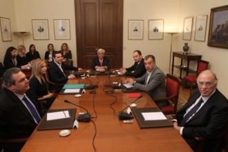 Η ΑΝΑΚΟΙΝΩΣΗ ΤΗΣ ΠΡΟΕΔΡΙΑΣ ΤΗΣ ΔΗΜΟΚΡΑΤΙΑΣ ΓΙΑ ΤΗ ΣΥΣΚΕΨΗ ΤΩΝ ΠΟΛΙΤΙΚΩΝ ΑΡΧΗΓΩΝ