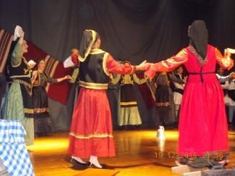 ΠΕΤΥΧΗΜΕΝΗ ΕΚΔΗΛΩΣΗ ΤΩΝ ΣΥΛΛΟΓΩΝ ΣΚΑΜΝΙΩΤΩΝ ΚΑΙ ΓΥΝΑΙΚΩΝ ΒΡΥΟΤΟΠΟΥ ΣΤΟ “ΜΑΞΙΜ”
