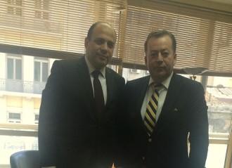 ΜΕ ΤΟΝ ΠΡΕΣΒΗ ΤΗΣ ΑΡΜΕΝΙΑΣ ΣΥΝΑΝΤΗΘΗΚΕ Ο Β. ΚΟΚΚΑΛΗΣ