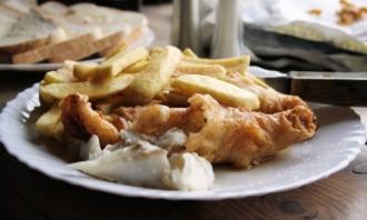 ΠΡΑΓΜΑΤΙΚΑ FISH & CHIPS ΜΕ ΚΟΥΡΚΟΥΤΙ ΜΠΥΡΑΣ