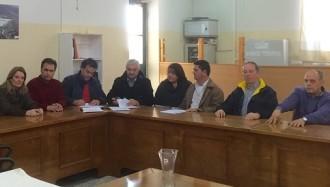 ΥΠΕΓΡΑΦΗ Η ΣΥΜΒΑΣΗ ΓΙΑ ΤΗ ΔΙΑΜΟΡΦΩΣΗ  ΤΟΥ ΓΗΠΕΔΟΥ 5Χ5 ΣΤΑ ΑΜΠΕΛΑΚΙΑ
