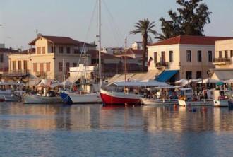 ΣΟΚ ΑΠΟ ΤΟ ΔΙΠΛΟ ΦΟΝΙΚΟ ΣΤΗΝ ΑΙΓΙΝΑ