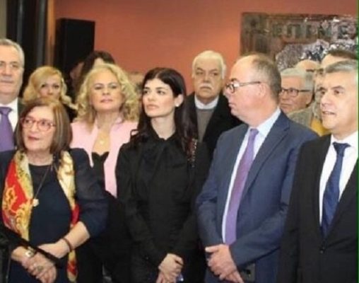 ΣΤΟ ΕΜΠΟΡΙΚΟ ΕΠΙΜΕΛΗΤΗΡΙΟ Η ΑΘΗΝΑ ΣΙΑΦΑΡΙΚΑ
