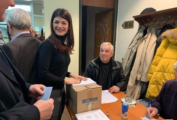 ΜΕ ΤΟΥΣ ΦΙΛΟΥΣ ΤΗΣ ΘΕΣΣΑΛΙΚΗΣ ΙΣΤΟΡΙΑΣ Η ΑΘΗΝΑ ΣΙΑΦΑΡΙΚΑ