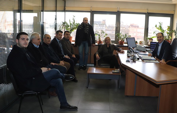 ΆΜΕΣΗ ΠΡΟΤΕΡΑΙΟΤΗΤΑ ΓΙΑ ΕΜΑΣ ΕΙΝΑΙ Η ΛΥΣΗ ΤΟΥ ΚΥΚΛΟΦΟΡΙΑΚΟΥ