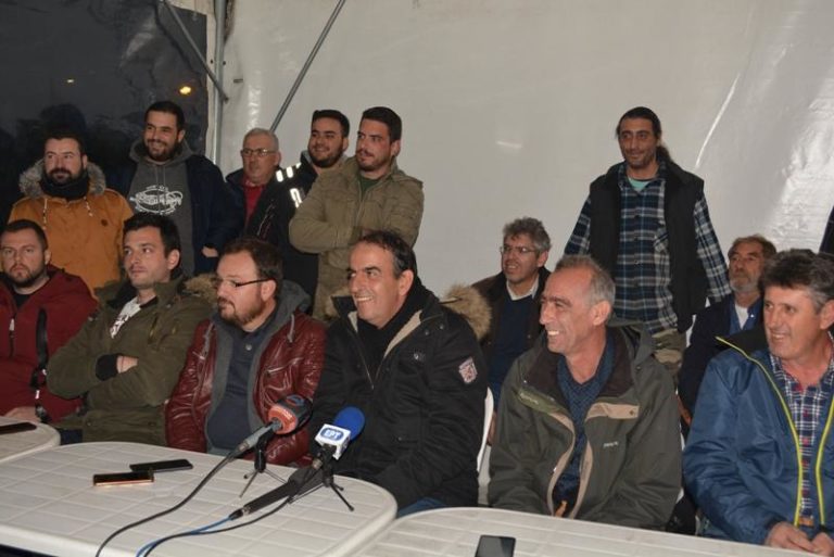 ΣΕ ΝΑΥΑΓΙΟ ΟΔΗΓΕΙΤΑΙ Η ΣΥΝΑΝΤΗΣΗ ΤΩΝ ΑΓΡΟΤΩΝ ΣΤΗΝ ΑΘΗΝΑ