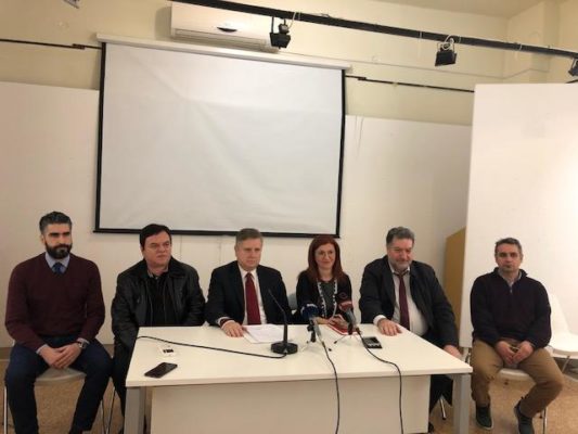 ΣΗΜΑΝΤΙΚΗ ΕΚΘΕΣΗ ΘΕΣΣΑΛΩΝ ΖΩΓΡΑΦΩΝ ΣΤΗ ΛΑΡΙΣΑ