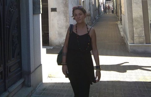 ΣΤΟ ΨΗΦΟΔΕΛΤΙΟ ΤΗΣ ΛΑΣΥ Η ΔΗΜΟΣΙΟΓΡΑΦΟΣ Μ. ΘΩΜΟΠΟΥΛΟΥ