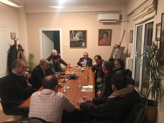 ΑΝΟΙΓΟΥΝ ΟΙ ΚΕΝΤΡΙΚΕΣ ΑΓΟΡΕΣ ΓΙΑ ΤΑ ΠΡΟΪΟΝΤΑ ΤΩΝ ΣΥΝΕΤΑΙΡΙΣΜΩΝ