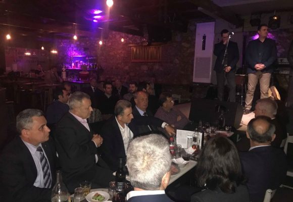ΧΟΡΕΨΑΝ ΚΑΙ ΒΡΑΒΕΥΣΑΝ ΟΙ ΑΞΙΩΜΑΤΙΚΟΙ ΤΗΣ ΕΛ.ΑΣ. ΘΕΣΣΑΛΙΑΣ (φωτο)