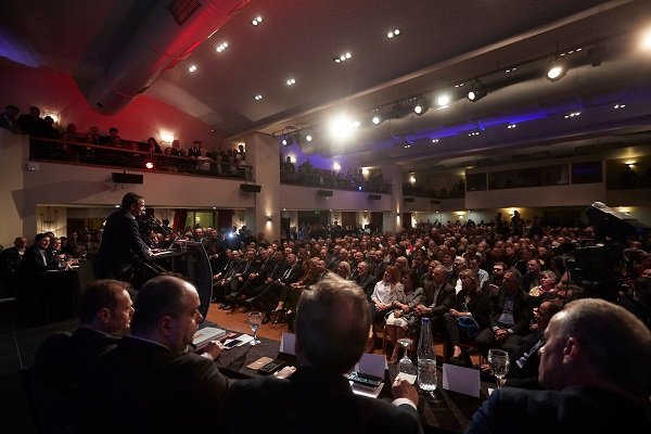 ΚΑΜΙΑ ΠΕΡΙΦΕΡΕΙΑ ΣΤΑ ΧΕΡΙΑ ΤΟΥ ΣΥΡΙΖΑ