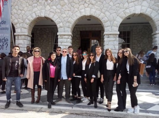 ΤΡΙΤΗ ΘΕΣΗ ΓΙΑ ΤΟ ΓΕΛ ΤΥΡΝΑΒΟΥ ΣΕ ΠΑΝΕΛΛΑΔΙΚΟΥΣ ΑΓΩΝΕΣ ΛΟΓΟΥ