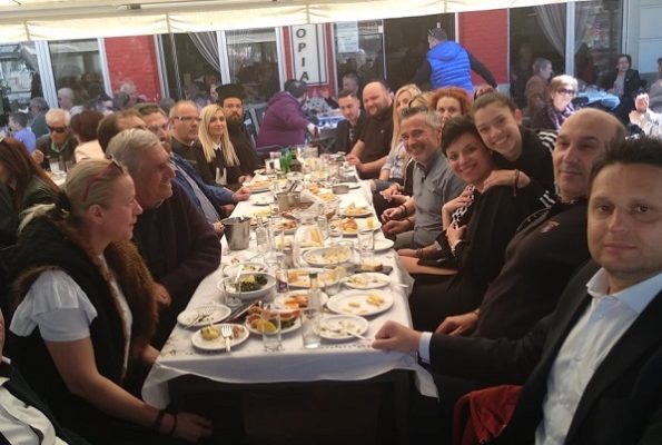 ΣΤΟΝ ΤΥΡΝΑΒΟ