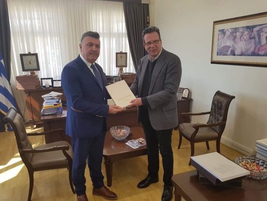 ΣΤΗΝ ΕΛΑΣΣΟΝΑ Ο Γ. ΚΥΡΤΣΟΣ
