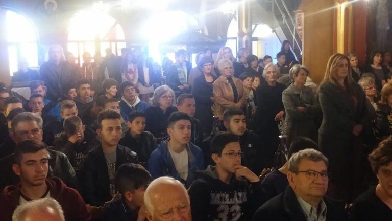 ΜΕ ΤΟΥΣ  ΜΑΘΗΤΕΣ ΤΗΣ ΦΑΛΑΝΗΣ Ο ΜΗΤΡΟΠΟΛΙΤΗΣ ΛΑΡΙΣΗΣ ΚΑΙ ΤΥΡΝΑΒΟΥ