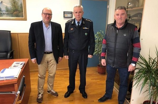 ΤΗ ΔΙΕΥΘΥΝΣΗ ΑΣΤΥΝΟΜΙΑΣ ΛΑΡΙΣΑΣ ΕΠΙΣΚΕΦΘΗΚΕ Ο ΣΑΜΕΡ ΑΜΑΡΙ