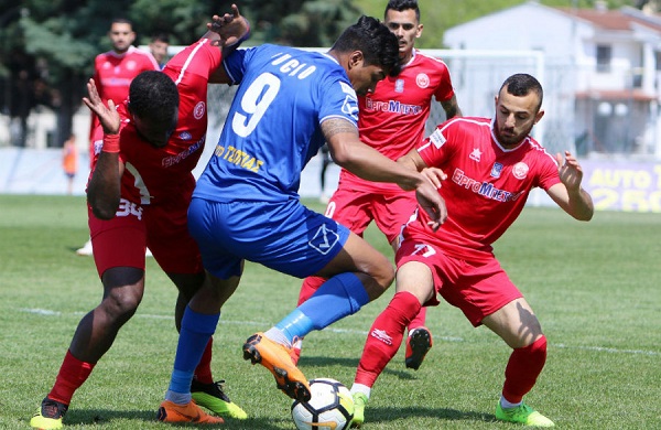 ΛΟΥΚΑΟ ΚΑΙ ΜΑΝΤΖΑΡΗΣ ΧΑΡΙΣΑΝ ΤΗ ΝΙΚΗ ΣΤΟΝ ΑΠΟΛΛΩΝΑ