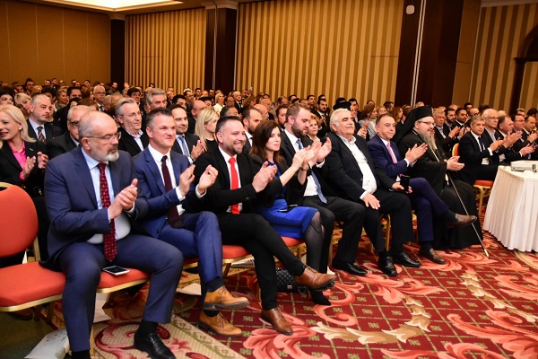 ΑΙΣΙΟΔΟΞΙΑ ΓΙΑ ΤΟ ΕΠΙΧΕΙΡΕΙΝ ΑΠΟ ΤΟΝ Γ.Γ. ΒΙΟΜΗΧΑΝΙΑΣ ΣΤΗ ΣΥΝΕΛΕΥΣΗ ΤΟΥ ΣΘΕΒ