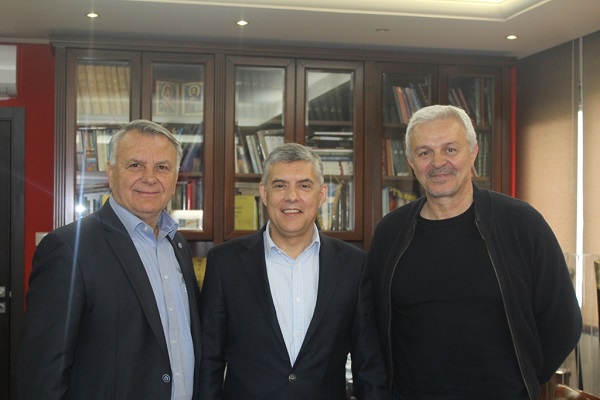 ΜΕ ΠΑΡΑΦΕΣΤΑ ΚΑΙ ΑΛΕΞΟΥΛΗ ΣΥΝΑΝΤΗΘΗΚΕΟ Κ. ΑΓΟΡΑΣΤΟΣ