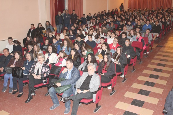  ΜΕ ΑΠΟΛΥΤΗ ΕΠΙΤΥΧΙΑ ΠΡΑΓΜΑΤΟΠΟΙΗΘΗΚΕ ΤΟ 1ο ΜΑΘΗΜΑΤΙΚΟ ΦΕΣΤΙΒΑΛ ΛΑΡΙΣΑΣ