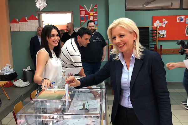 ΡΕΝΑ ΚΑΡΑΛΑΡΙΩΤΟΥ: ΣΤΕΛΝΟΥΜΕ ΞΕΚΑΘΑΡΟ ΜΗΝΥΜΑ ΠΟΛΙΤΙΚΗΣ ΚΑΙ ΔΗΜΟΤΙΚΗΣ ΑΛΛΑΓΗΣ