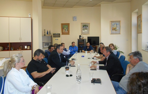 ΣΤΟ ΟΙΝΟΠΟΙΕΙΟ ΤΥΡΝΑΒΟΥ Ο ΓΙΑΝΝΗΣ ΚΟΚΟΥΡΑΣ