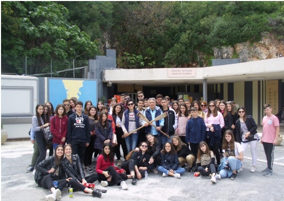 ΕΚΔΡΟΜΗ ΤΗΣ ΠΕΡΙΒΑΛΛΟΝΤΙΚΗΣ ΟΜΑΔΑΣ ΤΟΥ 2ου ΓΥΜΝΑΣΙΟΥ ΤΥΡΝΑΒΟΥ