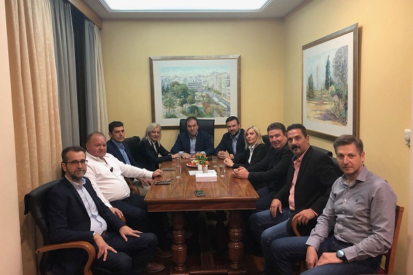 ΡΕΝΑ ΚΑΡΑΛΑΡΙΩΤΟΥ: ΔΗΜΙΟΥΡΓΟΥΜΕ ΤΗΝ ΠΑΡΑΓΩΓΙΚΗ ΤΑΥΤΟΤΗΤΑ ΤΗΣ ΛΑΡΙΣΑΣ
