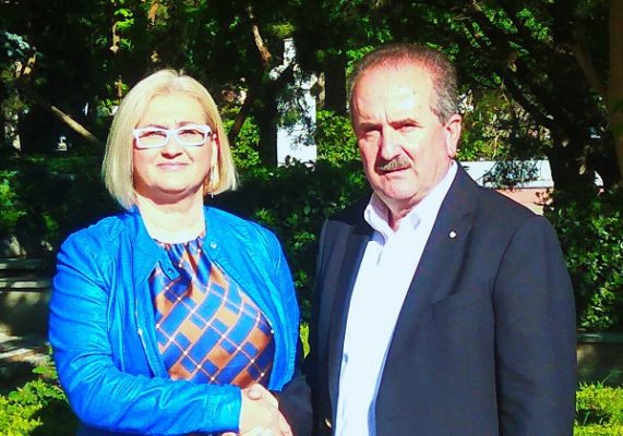 Η ΒΑΣΙΛΙΚΗ ΠΙΛΑΤΟΥ ΥΠΟΨΗΦΙΑ ΜΕ ΤΟΝ ΘΑΝΑΣΗ ΜΟΥΣΙΟ