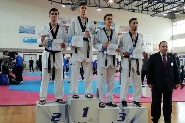 ΑΡΓΥΡΟ ΜΕΤΑΛΛΙΟ ΓΙΑ ΤΟΝ Ι. ΚΑΡΑΓΙΑΝΝΗ ΤΟΥ Α.Ο. ΤΚΝΤ ΤΥΡΝΑΒΟΥ ΣΤΟ ΠΑΝΕΛΛΗΝΙΟ ΠΡΩΤΑΘΛΗΜΑ