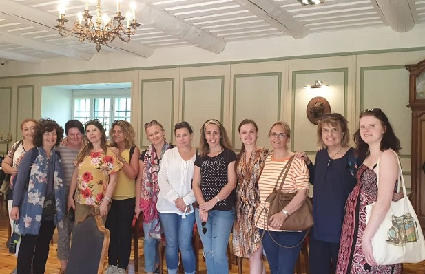 ΣΤΗ ΛΕΤΟΝΙΑ  ΜΕ ERASMUS+KA2 ΕΚΠΑΙΔΕΥΤΙΚΟΙ ΤΟΥ 5ου Δ. Σ. ΤΥΡΝΑΒΟΥ