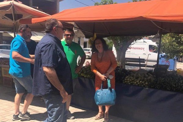 ΚΟΝΤΑ ΣΤΟΥΣ ΠΟΛΙΤΕΣ Η ΕΛΕΝΗ ΑΞΙΟΓΛΟΥ