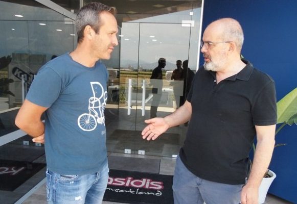 Κ. ΜΠΑΡΓΙΩΤΑΣ: ΥΨΗΛΗ ΦΟΡΟΛΟΓΙΑ ΚΑΙ ΓΡΑΦΕΙΟΚΡΑΤΙΑ «ΤΣΑΚΙΖΟΥΝ» ΤΙΣ ΕΠΙΧΕΙΡΗΣΕΙΣ