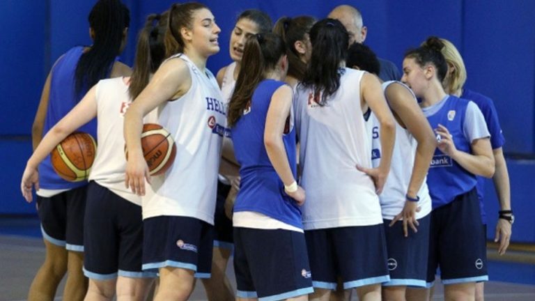 ΓΙΟΡΤΑΣΕ ΝΙΚΗ ΚΑΙ ΠΟΝΤΟΥΣ ΜΕ ΤΗΝ ΕΘΝΙΚΗ Η ΜΠΕΝΕΚΗ ΤΗΣ ΟΛΥΜΠΙΑΣ