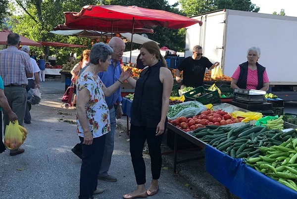 ΣΤΕΛΛΑ ΜΠΙΖΙΟΥ: ΟΙ ΝΕΟΙ ΑΝΘΡΩΠΟΙ ΜΠΑΙΝΟΥΜΕ ΜΠΡΟΣΤΑ ΣΤΗ ΜΑΧΗ ΓΙΑ ΜΙΑ ΑΥΤΟΔΥΝΑΜΗ ΕΛΛΑΔΑ 