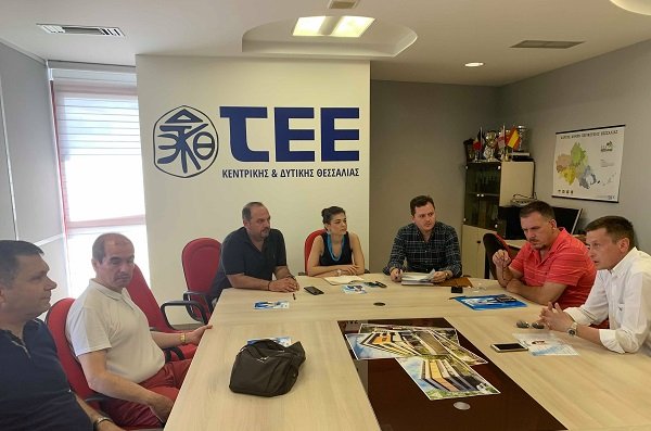 ΑΘΗΝΑ ΣΙΑΦΑΡΙΚΑ: ΜΟΝΟΔΡΟΜΟΣ ΓΙΑ ΤΗΝ ΑΝΑΠΤΥΞΗ ΤΗΣ ΧΩΡΑΣ ΟΙ ΕΠΕΝΔΥΣΕΙΣ