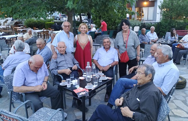 ΧΑΜΟΓΕΛΑΣΤΗ ΚΑΙ… ΕΝΤΟΣ ΕΔΡΑΣ Η ΧΡΥΣΟΥΛΑ ΧΡΗΣΤΟΥ