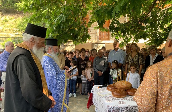 ΣΤΗ ΣΑΜΑΡΙΝΑ ΓΙΑ ΤΗ ΓΙΟΡΤΗ ΤΗΣ ΑΓ. ΠΑΡΑΣΚΕΥΗΣ Η ΣΤΕΛΛΑ ΜΠΙΖΙΟΥ